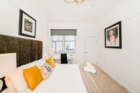 4 bedroom flat to rent - Photo 4