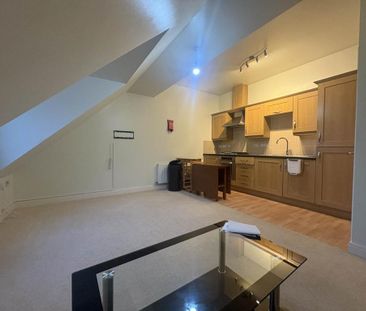 2 bedroom apartment to rent - Photo 3