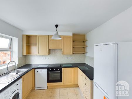 2 bedroom flat to rent - Photo 5