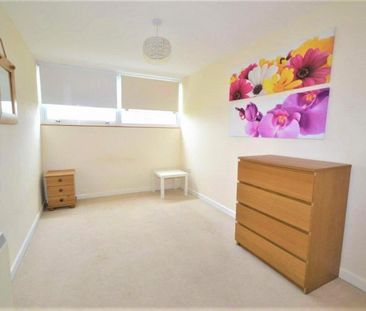 3 BED Terraced House To rent - Photo 4