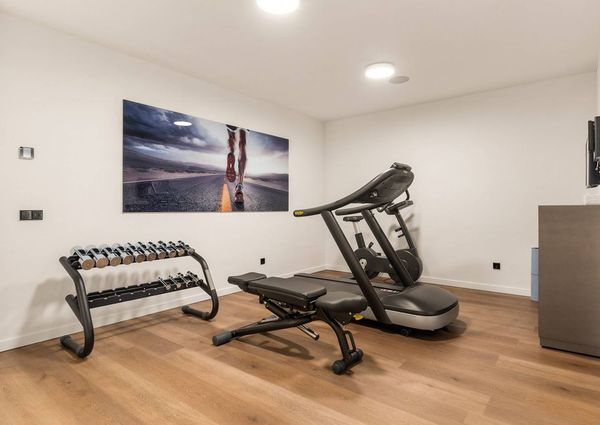 6 bedroom luxury Villa for rent in Nueva Andalucia, Andalusia