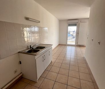Location Appartement 3 pièces 70m² - Photo 5