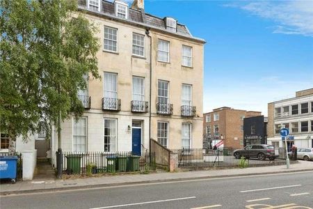 North Place, Cheltenham, Gloucestershire, GL50 - Photo 4