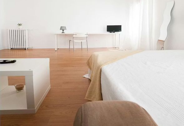 Calle de Jorge Juan, Madrid, Community of Madrid 28009 - Photo 1