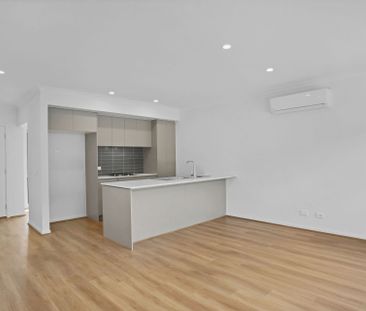 13 Oasis Place Clyde North VIC - Photo 4