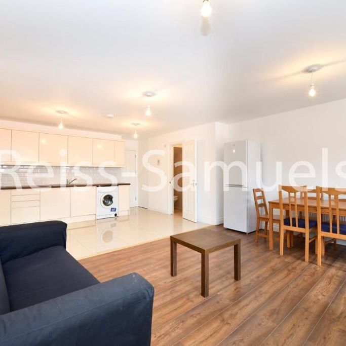 6 bedroom terraced house to rent - Photo 1