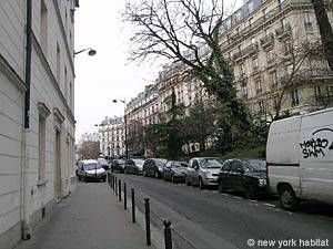 Logement à Paris, Location meublée - Photo 1