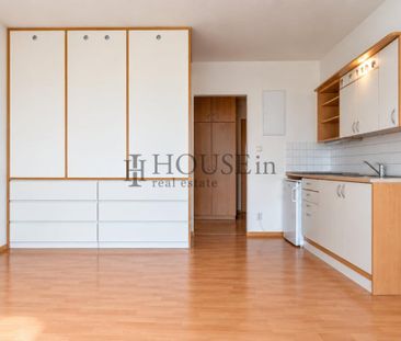 Pronájem bytu 1+kk 32 m2 - Photo 1