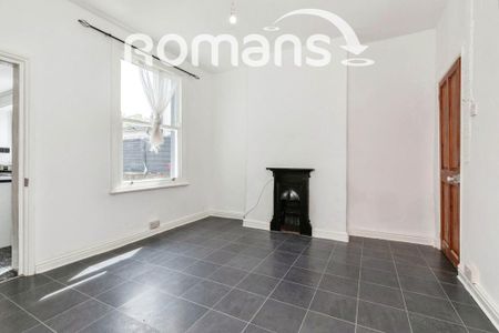 4 bedroom house to rent - Photo 2