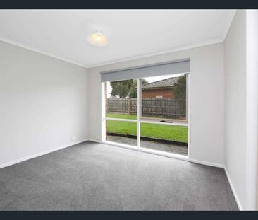 Neat Updated Home - Photo 5