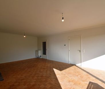 Instapklaar appartement te huur nabij de Markt van Eeklo! - Photo 1