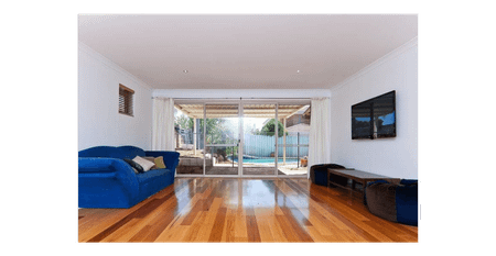 Lovely Family Home In A Great Location - Photo 2