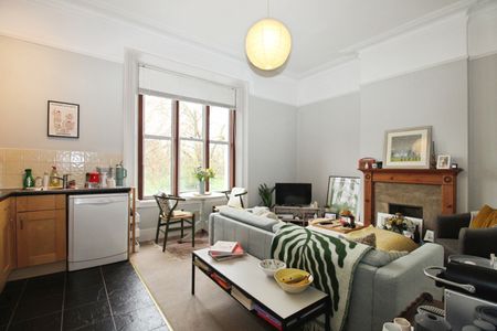 Spencer Park, London, SW18 2SX - Photo 3