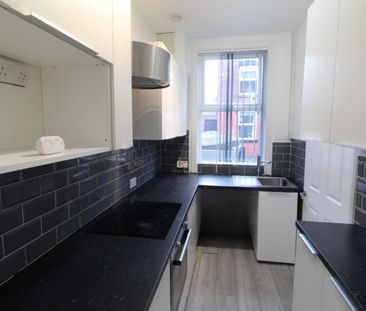 2 bedroom House To Let - Photo 4