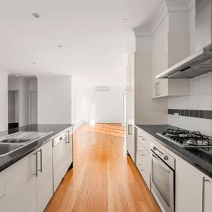1/44 Pitt Street, Ringwood - Photo 3
