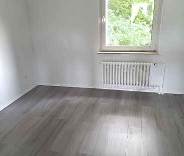 Auf Wohnungssuche? Diese hier wartet auf Sie! - Photo 1