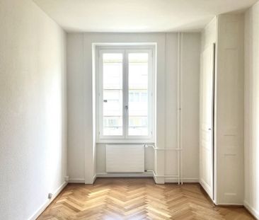 Coutance - Appartement avec cachet proche de la gare - Photo 6