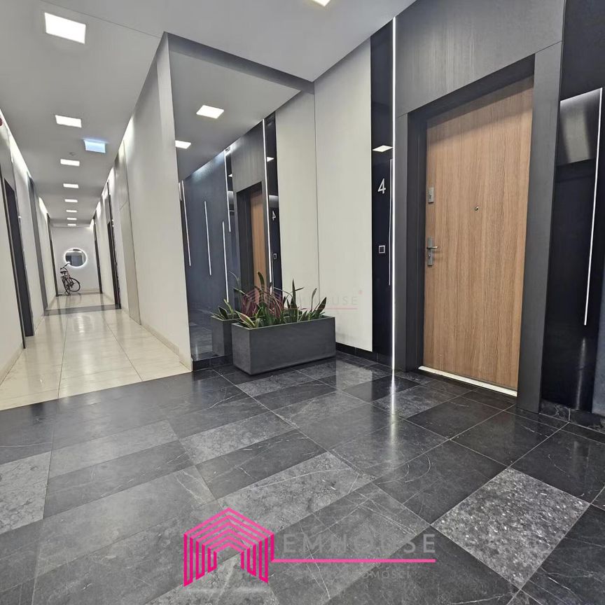 Apartament 3 pokojowy z miejscem parkingowym - wynajem długoterminowy. - Zdjęcie 1