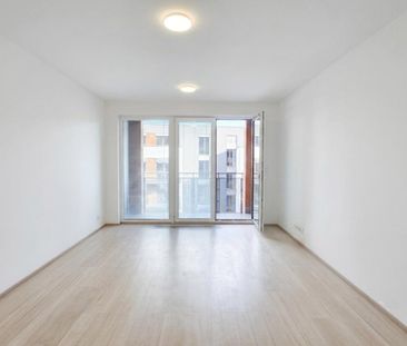 Pronájem bytu 1+kk 38 m2 - Fotografie 3
