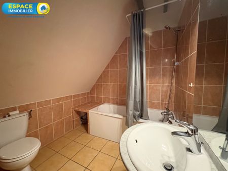 Location Appartement 3 pièces 48m² SULLY SUR LOIRE 45600 - Photo 2