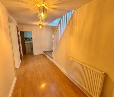Winsford, Darnhall - Photo 1