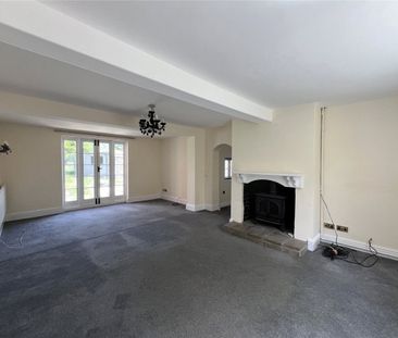 Cross Lane, Farndon, Newark, Notts, NG24 - Photo 1