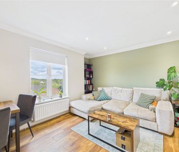 Turners Court, Melksham, SN12 - Photo 4