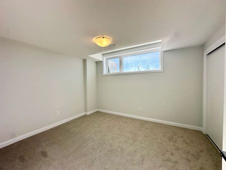 For Lease - 723 Arcadian Private, Kanata, Ontario - Photo 4