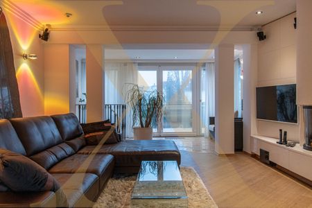 Außergewöhnliches, nahezu vollmöbliertes Einfamilienhaus mit Pool und Gartenidylle in Bestlage von Urfahr zu vermieten! - Foto 2