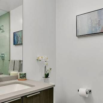 This 511q.ft. 1bedroom suite features a premium 10 ceiling height!!! - Photo 4