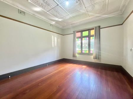 Home For Rent - Photo 5