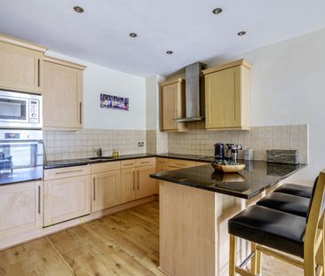 2 bedroom apartment to rent - Photo 4