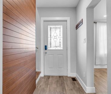 For Lease - 22 Harvey Street, Hamilton, Ontario - Photo 2