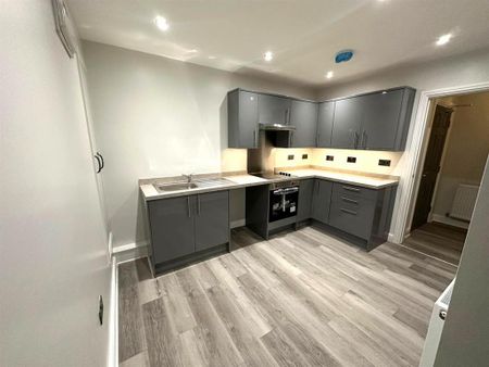 2 bedroom apartment to rent - Photo 3