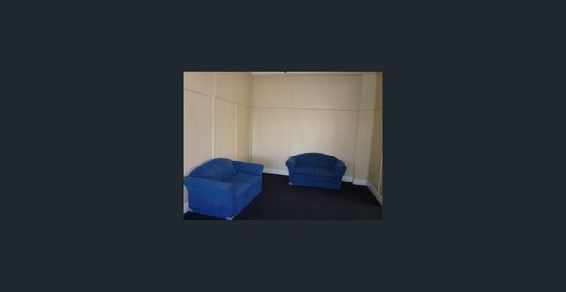 2 Bedroom Flat - FANTASTIC VALUE - Photo 1