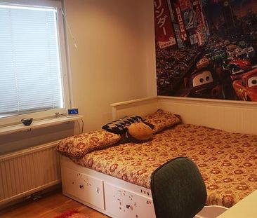 Kista - 1rok - tillsv - 5.175kr/mån - Photo 2