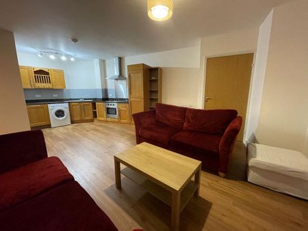 2 bedroom apartment to rent - Photo 4