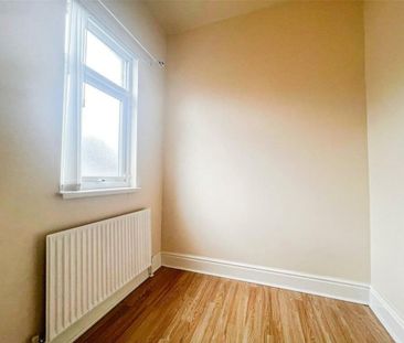 4 bedroom terraced house to rent - Photo 1