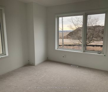 For Lease - 741 Conlin Rd E Road, Oshawa, Ontario - Photo 1