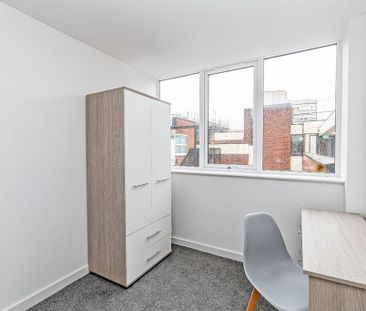 3 bedroom apartment to rent - Photo 6