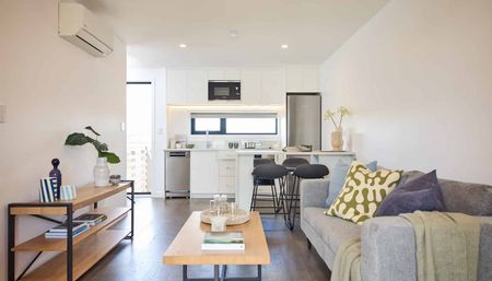 Mangere's BRAND-NEW hottest and latest development - Photo 2