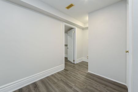 For Lease - 1273 Pape Avenue Unit# Lower, Toronto, Ontario - Photo 3