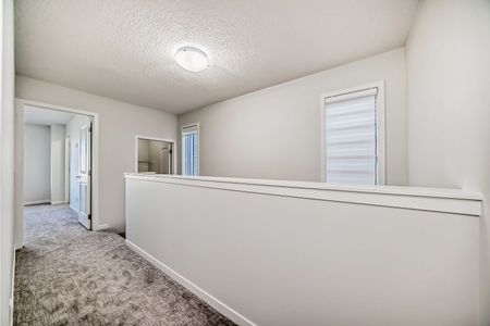 23 Edith Pass NW - UPPER, Calgary - Photo 4