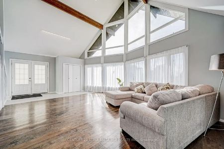 For Lease - 5268 Bethesda Side Road, Whitchurch-Stouffville, Ontario - Photo 3