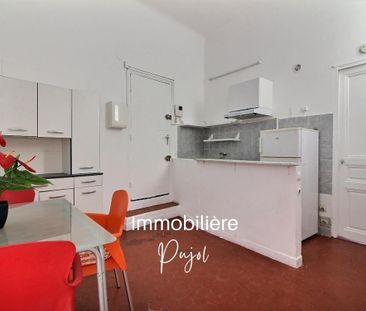 Noailles 13001 - T3 meublé traversant au sein d'un immeuble marseil... - Photo 3