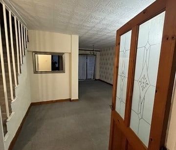 3 Bed Semi-Detached House, Thurlston Crescent, M8 - Photo 3