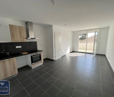 Location Appartement 2 pièces 39m² MONTFAVET 84140 - Photo 2