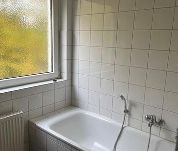 ~FRISCH RENOVIERT~Helle 3-Zimmerwohnung mit Balkon** - Foto 6