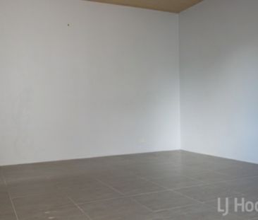 Spacious Two Bedroom Unit - Photo 1