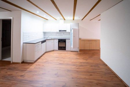 Charmante 2-Zimmer-Wohnung in historischem Gebäude in Murten - Photo 2